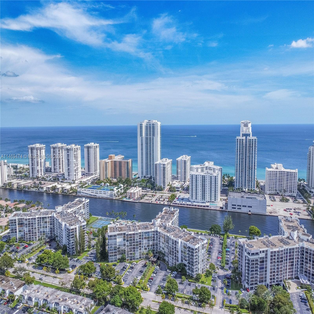 FL800 - Hallandale Beach, Florida